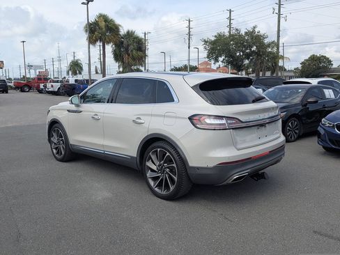 Used 2019 Lincoln Nautilus Reserve FWD image 6