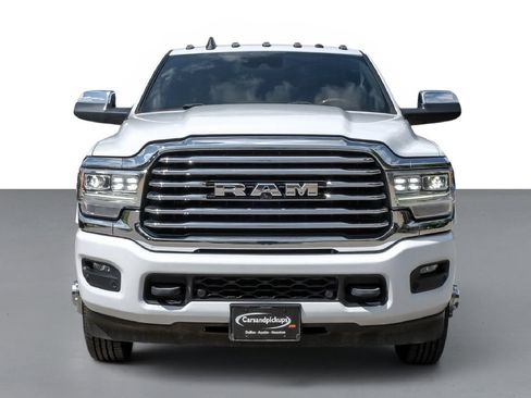 Used 2022 RAM 3500 Limited AWD/4WD image 3