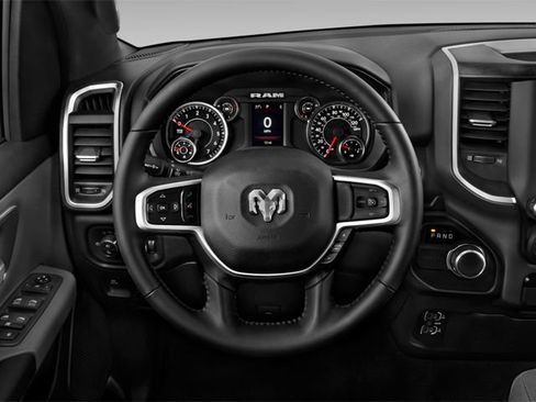 Used 2023 RAM 1500 Big Horn AWD/4WD image 8