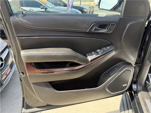 Used 2016 GMC Yukon XL SLT RWD image 15