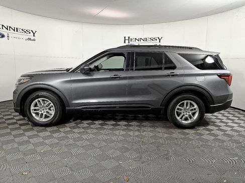 Used 2026 Ford Explorer Active w/ Active Comfort Package RWD image 7