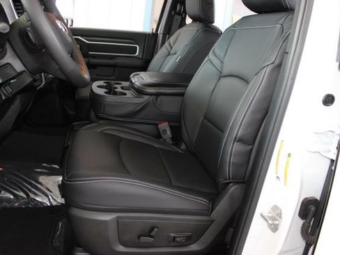 Used 2026 RAM 2500 Big Horn AWD/4WD image 22