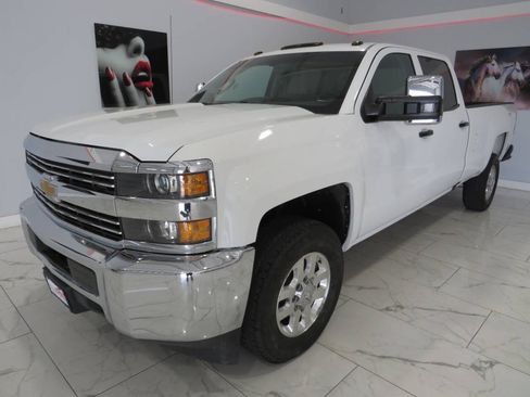 Used 2016 Chevrolet Silverado 3500 W/T w/ WT Convenience Package AWD/4WD image 7