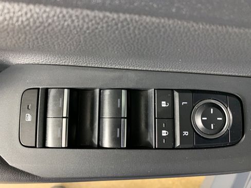 Used 2024 Toyota Prius Prime image 16