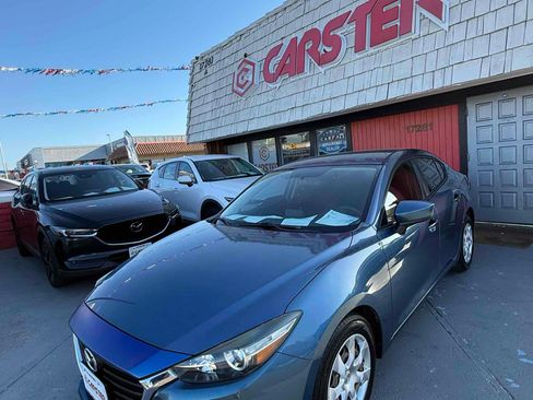 Used 2017 MAZDA MAZDA3 Sport FWD image 2