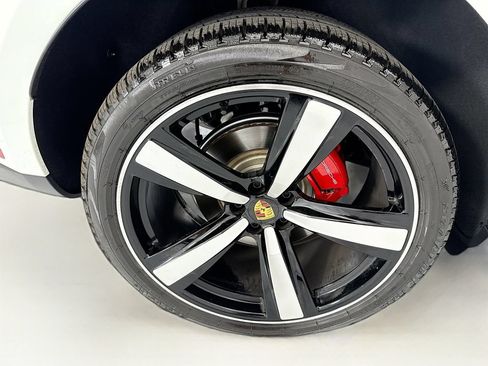 Used 2026 Porsche Macan S AWD/4WD image 32