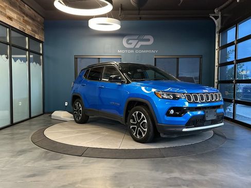 Used 2024 Jeep Compass Limited AWD/4WD image 1