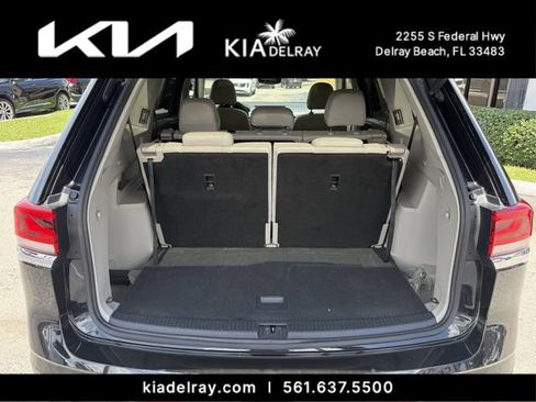 Used 2021 Volkswagen Atlas SE w/ Panoramic Sunroof Package FWD image 8
