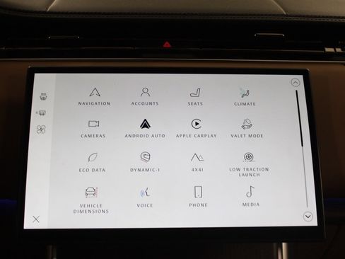 Used 2024 Land Rover Range Rover Long Wheelbase Autobiography image 25