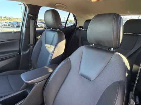 Used 2022 Buick Encore GX Select image 20