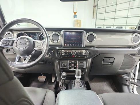 Used 2023 Jeep Wrangler Sahara w/ Cold Weather Group image 24