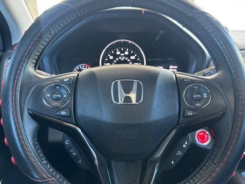 Used 2022 Honda HR-V EX-L image 18