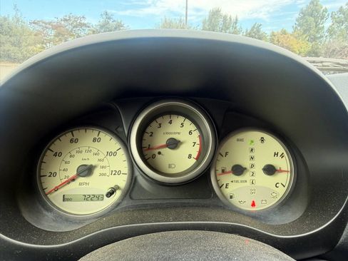 Used 2002 Toyota RAV4 4WD w/ "L" Pkg image 9