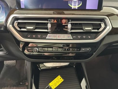 Used 2022 BMW X3 xDrive30i AWD/4WD image 26