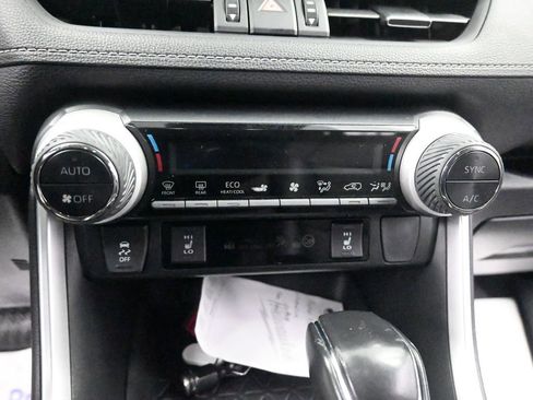 Used 2023 Toyota RAV4 XLE Premium image 36