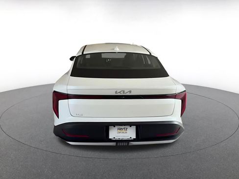 Used 2025 Kia K4 FWD image 12