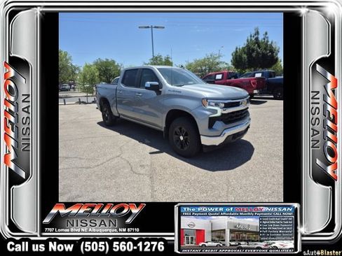 Used 2025 Chevrolet Silverado 1500 LT AWD/4WD image 5