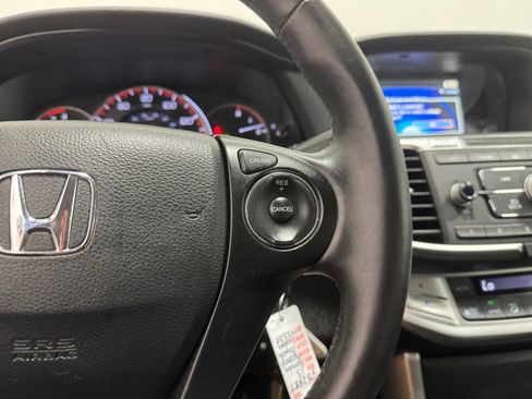 Used 2015 Honda Accord Sport image 23