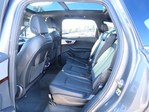 Used 2019 Audi Q7 2.0T Premium Plus w/ Premium Plus Package image 21