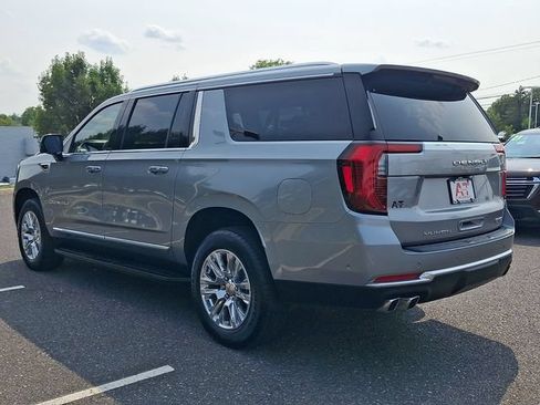 Certified 2025 GMC Yukon XL Denali AWD/4WD image 4