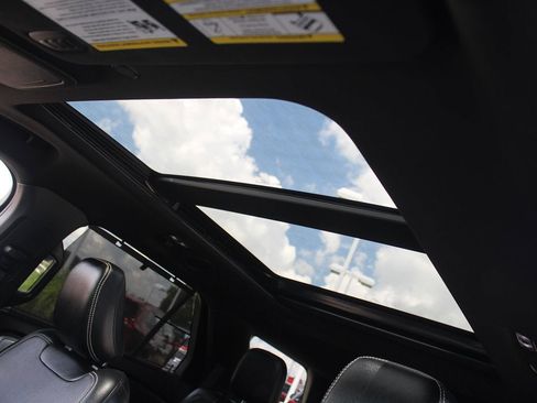 Used 2020 Ford Explorer ST w/ Premium Technology Package image 6