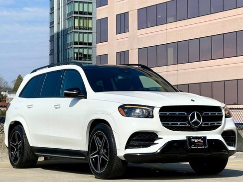Certified 2023 Mercedes-Benz GLS 450 4MATIC image 3