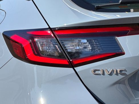 Certified 2024 Honda Civic Sport Touring image 29
