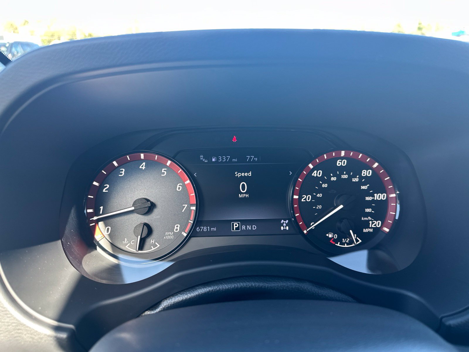 Used 2025 Nissan Frontier PRO-4X AWD/4WD image 38