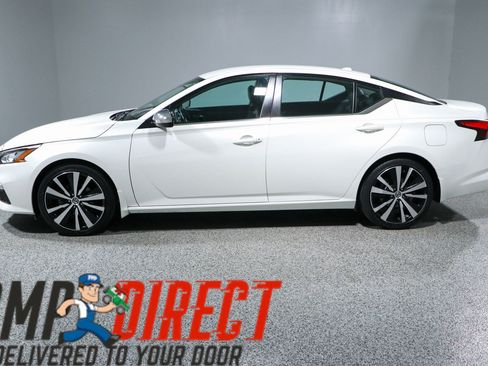 Used 2020 Nissan Altima 2.5 SR FWD image 10
