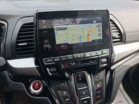 Used 2023 Honda Odyssey Touring image 16