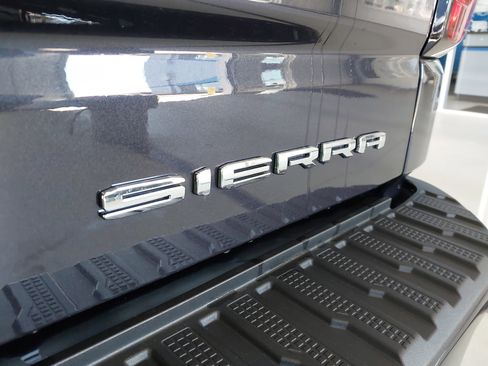 Used 2025 GMC Sierra 1500 Denali w/ Denali Reserve Package AWD/4WD image 32