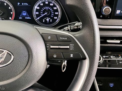 Used 2023 Hyundai Sonata SE FWD image 21