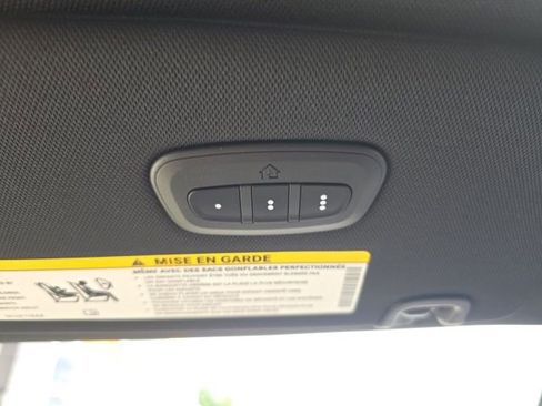 New 2026 Chrysler Pacifica Select image 27