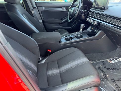 Used 2022 Honda Civic Sport image 14