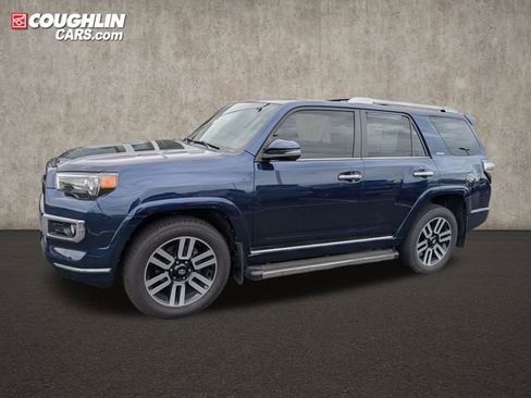 Used 2019 Toyota 4Runner Limited AWD/4WD image 4