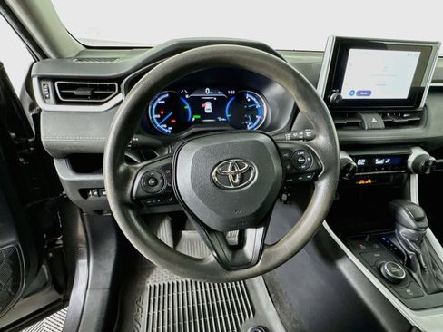 Certified 2024 Toyota RAV4 LE AWD/4WD image 11