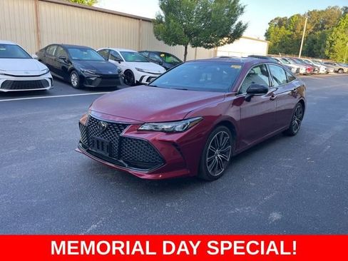 Used 2019 Toyota Avalon XSE w/ All Weather Liner Package FWD image 38