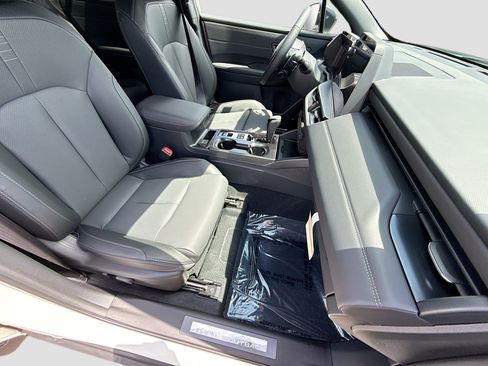 New 2026 Subaru Outback Touring XT AWD/4WD image 14