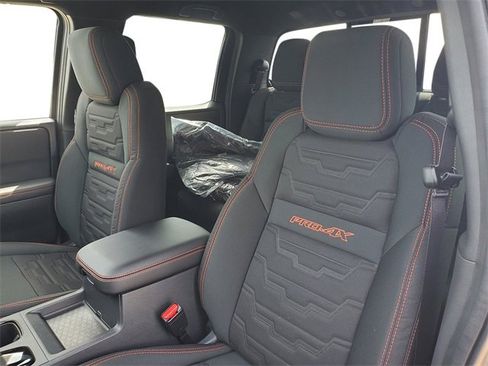 New 2025 Nissan Frontier PRO-4X image 15