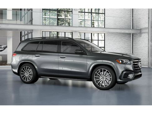 New 2026 Mercedes-Benz GLS 580 4MATIC image 25