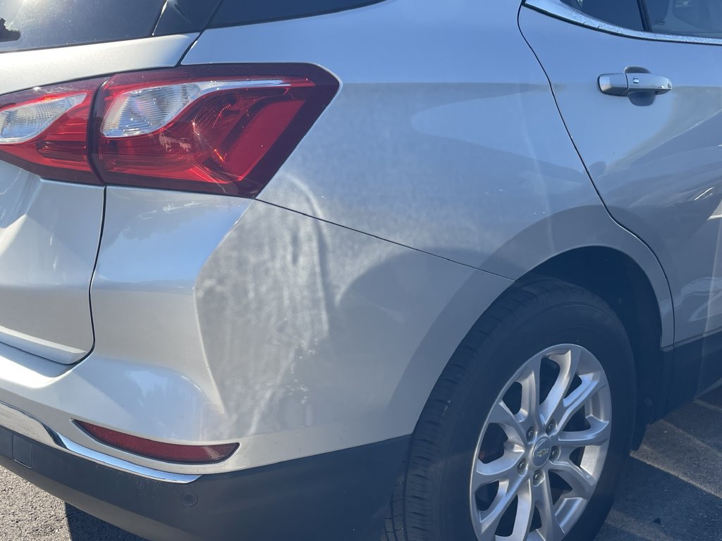 Used 2018 Chevrolet Equinox LT FWD image 11