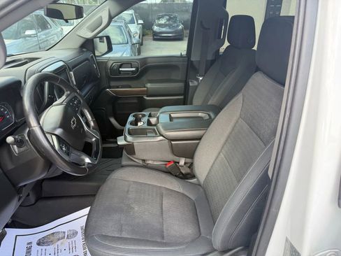 Used 2019 Chevrolet Silverado 1500 LT Trail Boss image 9