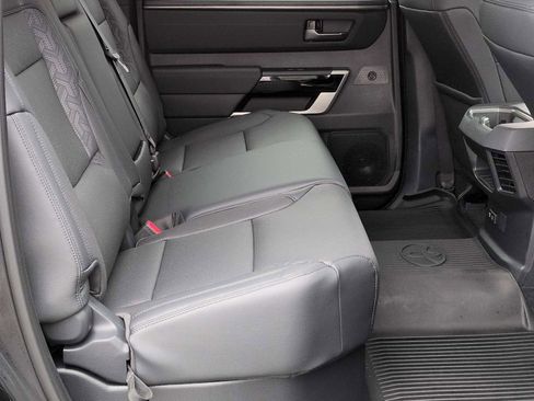 Used 2025 Toyota Tundra Limited AWD/4WD image 21