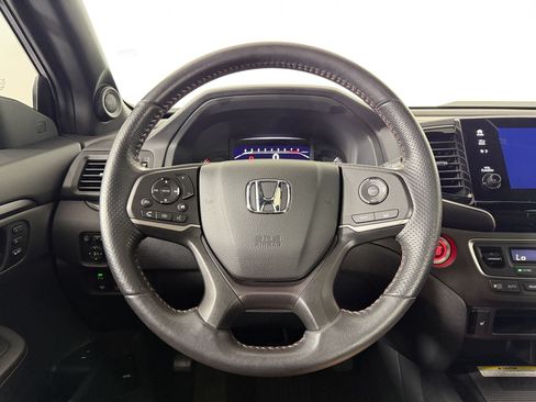 Used 2022 Honda Passport TrailSport image 9