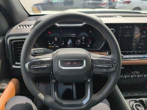 New 2026 GMC Canyon AT4 AWD/4WD image 21