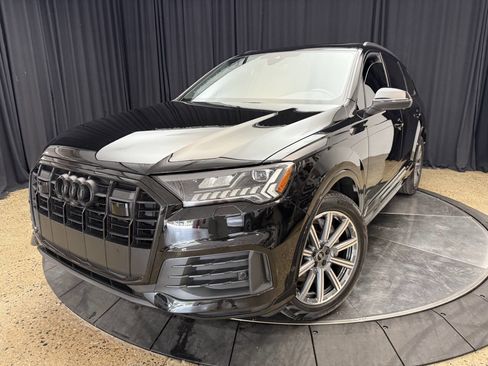 Used 2023 Audi Q7 2.0T Premium Plus w/ Premium Plus Package image 2