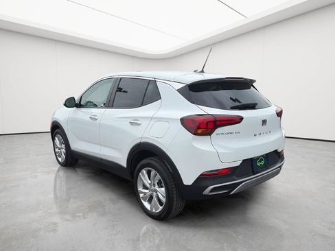 Used 2024 Buick Encore GX Preferred w/ Comfort Package FWD image 5