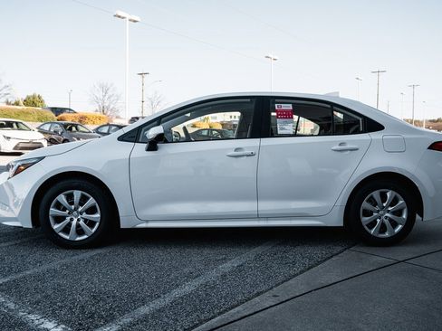 New 2026 Toyota Corolla LE image 4