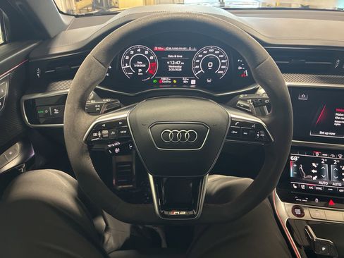 Used 2022 Audi RS 6 w/ Executive Package image 10