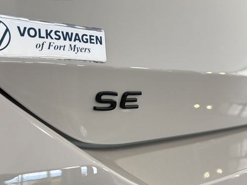 New 2026 Volkswagen Tiguan SE R-Line FWD image 35